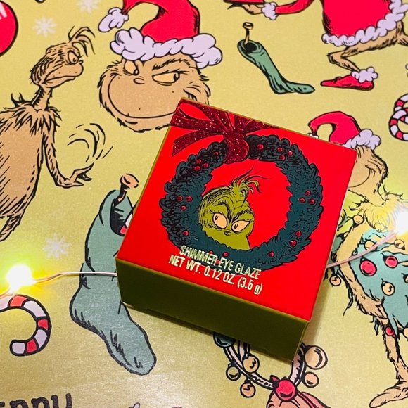 Kylie x The Grinch Lil Grinch Shimmer Eye Glaze - Picture 3 of 6